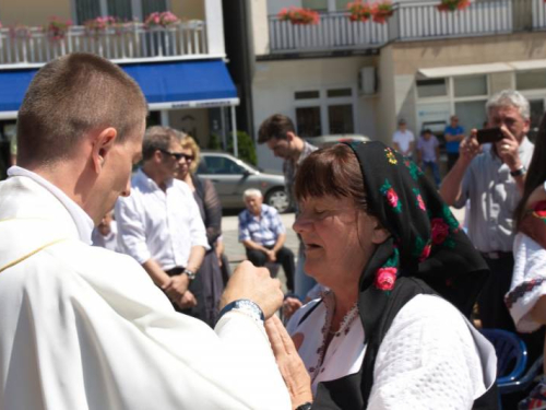 FOTO: Mlada misa don Maria Juričevića