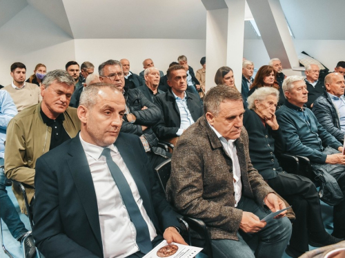 FOTO/VIDEO: U Zagrebu predstavljen zbornik ''Rama u Drugom svjetskom ratu i poraću''
