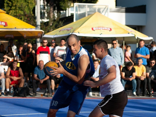 FOTO: Ekipa ''La Pont'' pobjednik 18. Streetball Rama 2020.