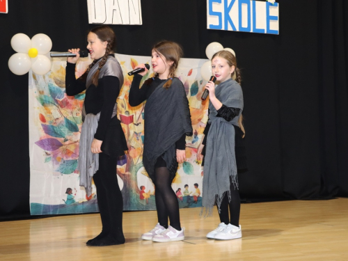 FOTO: Svečano obilježen Dan OŠ Marka Marulića Prozor