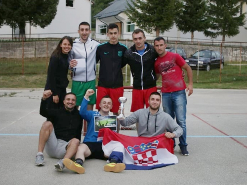 FOTO: Ekipa ''Uzdol'' pobjednik malonogometnog turnira na Orašcu