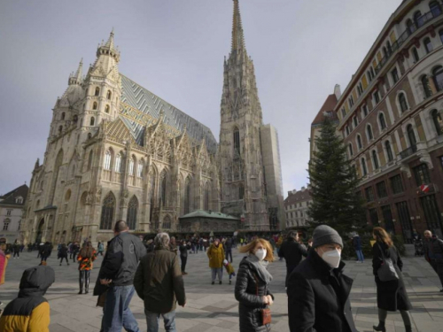 Sve više Austrijanaca traži od države odštetu zbog štete prouzročene Covid cijepljenjem