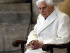 Bivši papa Benedikt XVI vrlo slabog zdravstvenog stanja