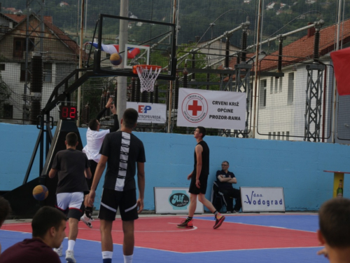 FOTO| Počeo 18. Streetball Rama