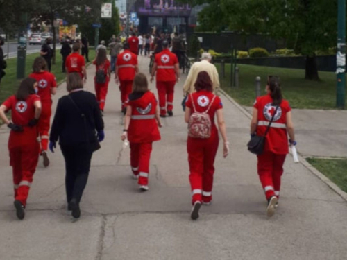 Organizacije Crvenog križa iz četiri županije oštro osudile prosvjedovanje volontera u Sarajevu