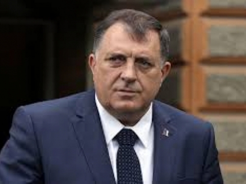 Dodik i dalje brani Mladića, Džaferović kaže da je "samo ratni zločinac"