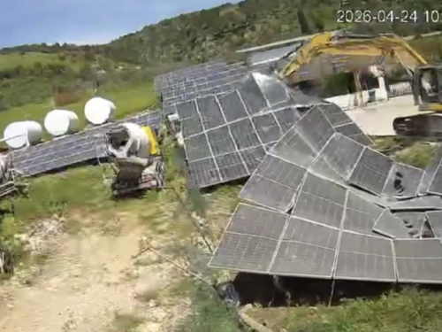 Izraelska vojska bagerima uništila solarne panele u kršćanskom selu u Libanonu