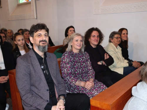 FOTO/VIDEO: Matura 2023. - Defile mladosti na ulicama Prozora