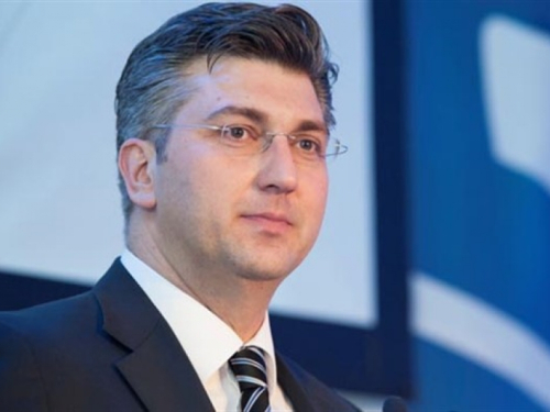 Andrej Plenković danas je i službeno postao predsjednik HDZ-a