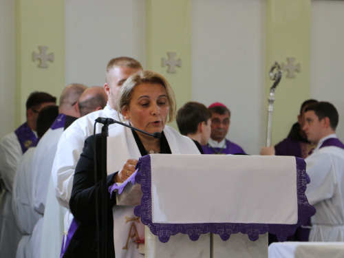 FOTO: Sahranjen fra Mario Radman, bivši župnik župe Rumboci