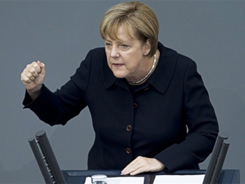 Merkel traži zabranu nošenja burki u Njemačkoj