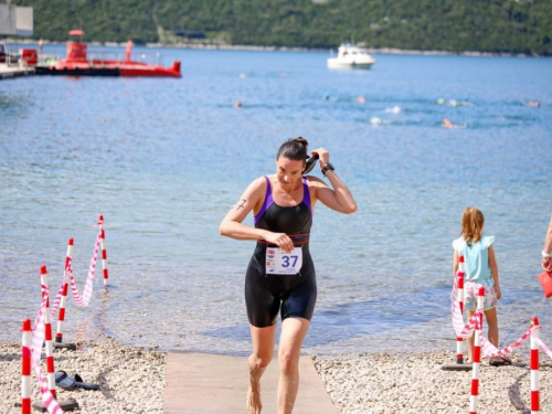 Triatlon klub 'Rama' okitio se s 3 državne medalje u Neumu