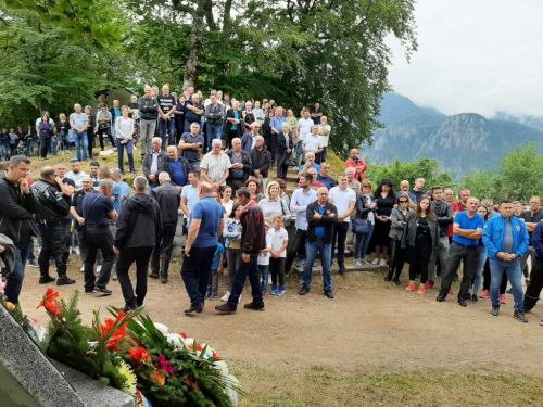 FOTO: Na Pomenu obilježena 27. obljetnica stradanja hrvatskih branitelja