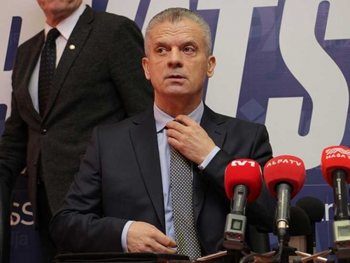 SDA: Radončić želi biti i vlast i opozicija