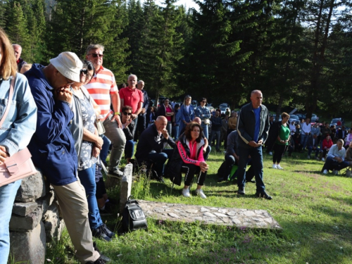 FOTO: Misa Uočnica na Kedžari