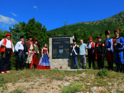 Povijesne hrvatske postrojbe posjetile Ramu i Šćit