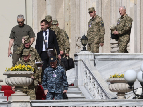 Rusi tvrde da Ukrajinci i Amerikanci odugovlače s mirovnim pregovorima