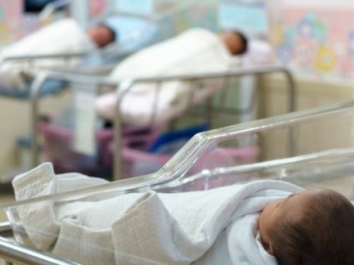 Nakon lockdowna u ožujku i travnju porastao broj novorođenčadi u SKB-u Mostar u prosincu i siječnju
