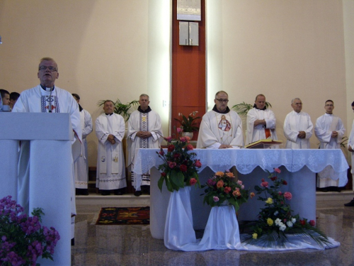 FOTO: Nutarnja proslava patrona župe Prozor