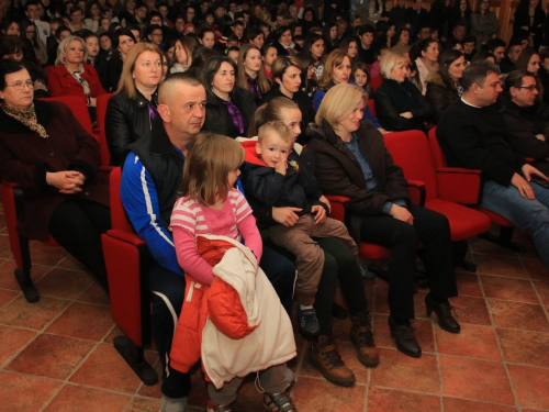 FOTO: Uskrsna priredba na Šćitu