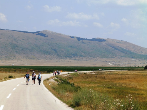 Fotoreportaža s ramskog hodočašća Gospi u Sinj