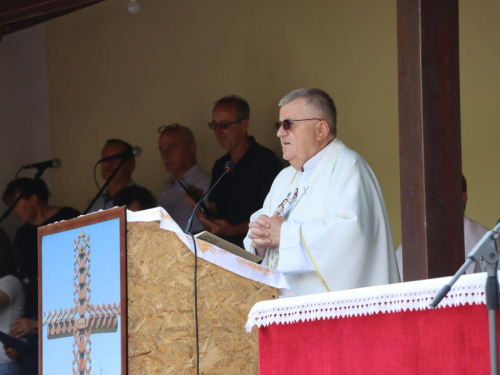 FOTO: Na Uzdolu svečano proslavljen sv. Ivo, patron župe