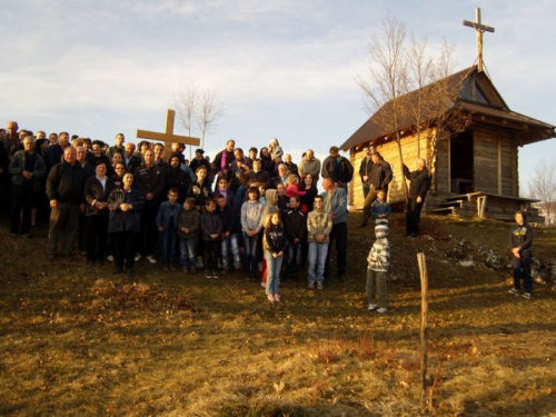 Foto: Četvrta korizmena nedjelja i križni put u župi Uzdol