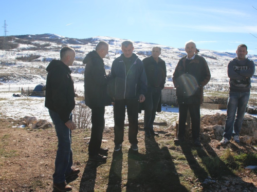 FOTO: Predsjednik FBiH Marinko Čavara boravio u Rami i na farmi Smiljanić