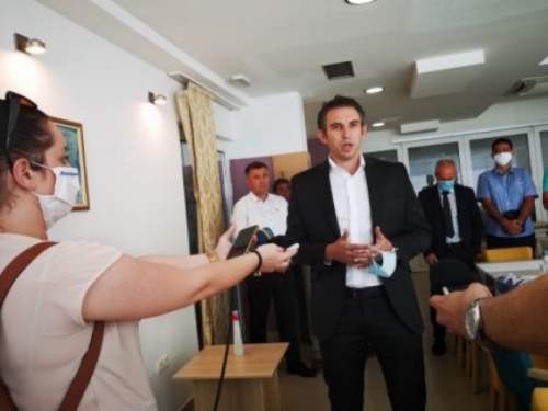 Bošnjačke stranke pripremaju zajednički izlazak na izbore u Mostaru, među njima i DF