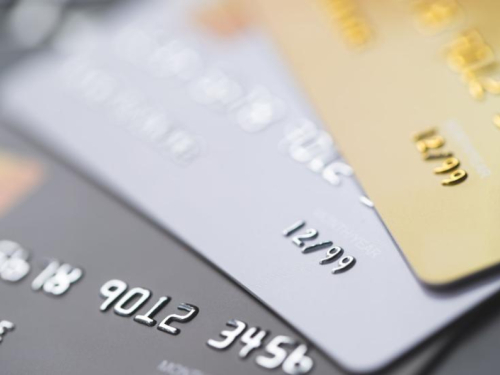 Građani podigli pet milijardi KM više kredita za 10 godina