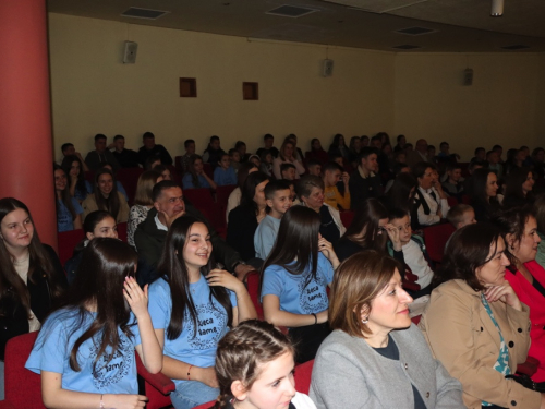 FOTO: Svečano proslavljen Dan OŠ Marka Marulića Prozor