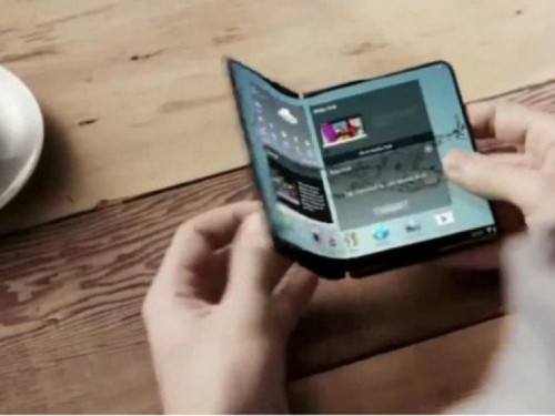 Samsung predstavlja pametni telefon s preklopnim zaslonom