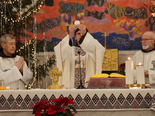 FOTO: Polnoćka na Šćitu