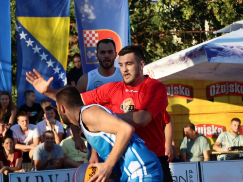 FOTO: Ekipa ''Ba.Riba'' pobjednik 20. Streetball Rama 2022.