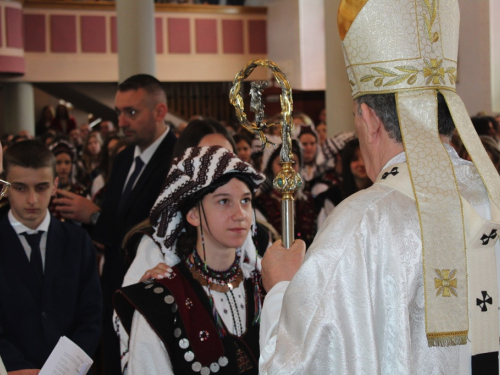 FOTO: Krizma u župi Prozor