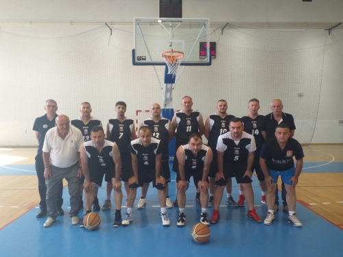 FOTO: U Prozoru održan košarkaški turnir veterana Rama 2019.