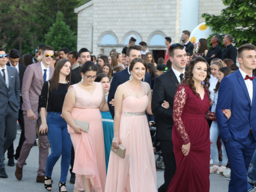 FOTO: Matura 2018. - Defile mladosti na ulicama Prozora