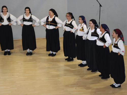 FOTO: 3. večer folklora u Prozoru - ''Običaje svoje zaboravit neću''