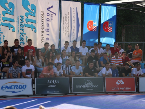 FOTO: Tim ''GOLD UNIST'' iz Splita pobjednik 21. Streetball Rama - Davor Ivančić Dačo