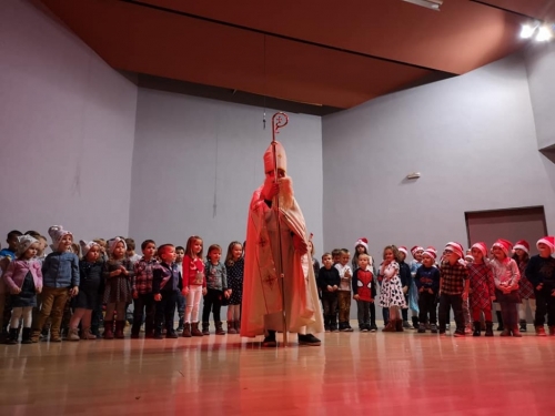 Sv. Nikola posjetio mališane dječjeg vrtića Ciciban u Prozoru
