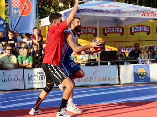 FOTO: Ekipa ''Ba.Riba'' pobjednik 20. Streetball Rama 2022.