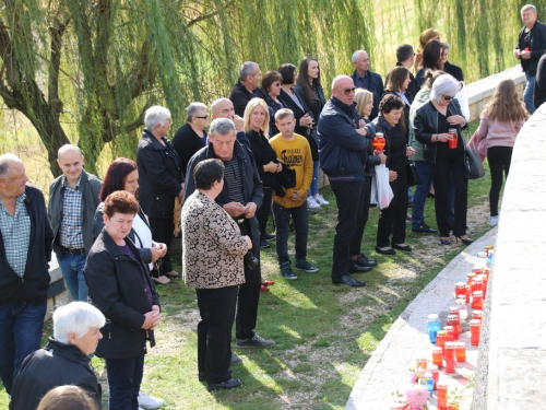 FOTO: Dan sjećanja na ramske žrtve