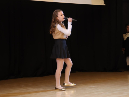 FOTO: Petra Krešo pobjednica dječjeg festivala ''Mala Rama 2025.''