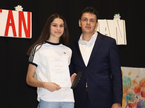 FOTO: Svečano obilježen Dan OŠ Marka Marulića Prozor