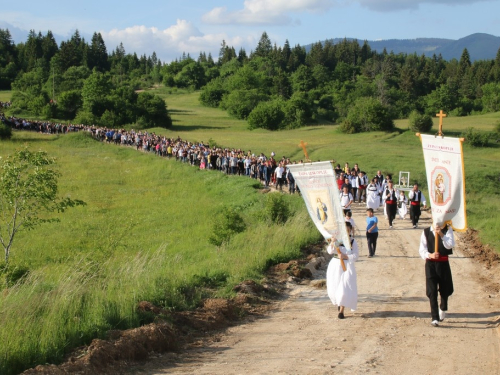 FOTO: Jedinstveni događaj na Pidrišu - stigle moći sv. Ante