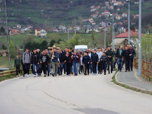 FOTO/VIDEO: Poruka mira stigla na Šćit: Josip Jelinić završio svoje hodočašće kroz BiH