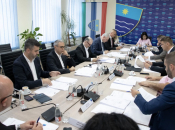 Vlada HNŽ-a izdvojila 395.000,00 KM za prijevoz učenika