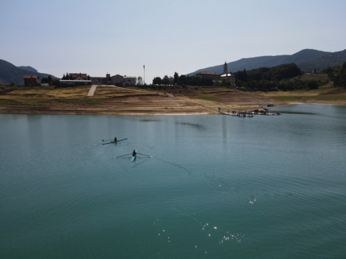 FOTO/VIDEO: Na Ramskom jezeru održana 9. veslačka regata