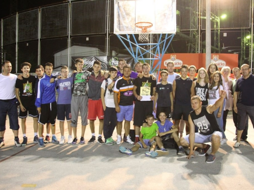 FOTO: U Prozoru održan Streetball turnir za djecu