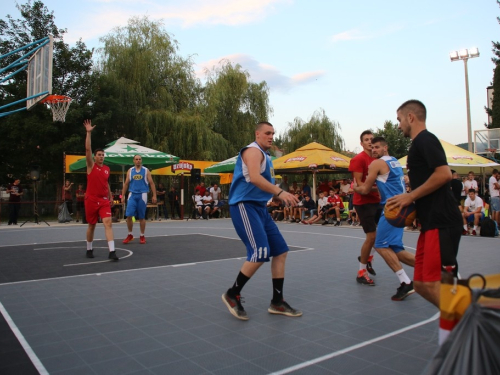 FOTO: Druga večer Streetball turnira u Prozoru